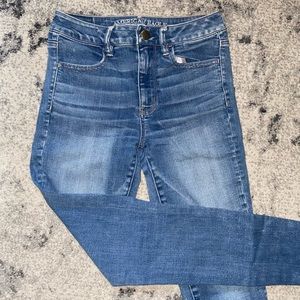 dark blue american eagle skinny jeans